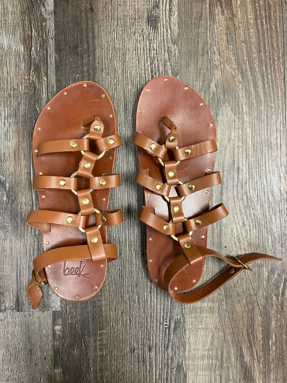 *NEW* Beek Lorikeet Gladiator Studded Brown Sandals Shoe Size 7